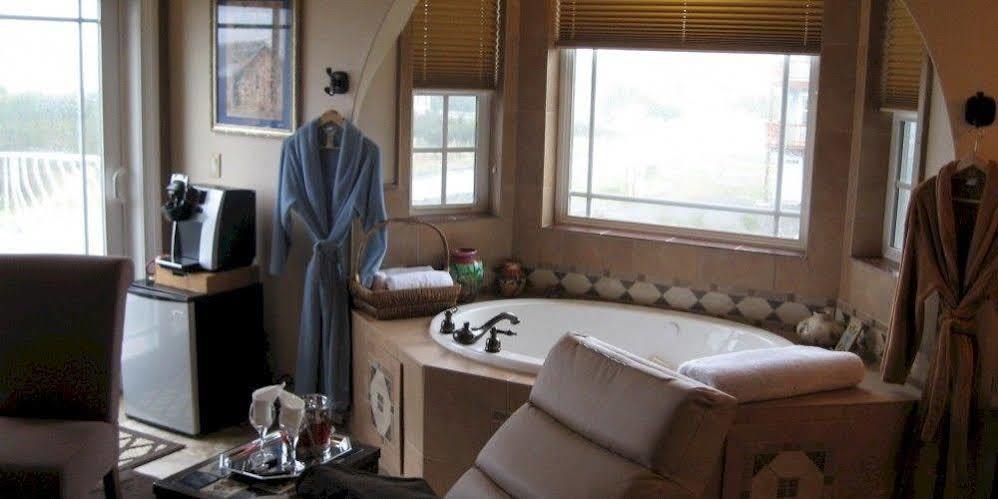 Collins Inn & Seaside Cottages (Adults Only) Ocean Shores Eksteriør billede