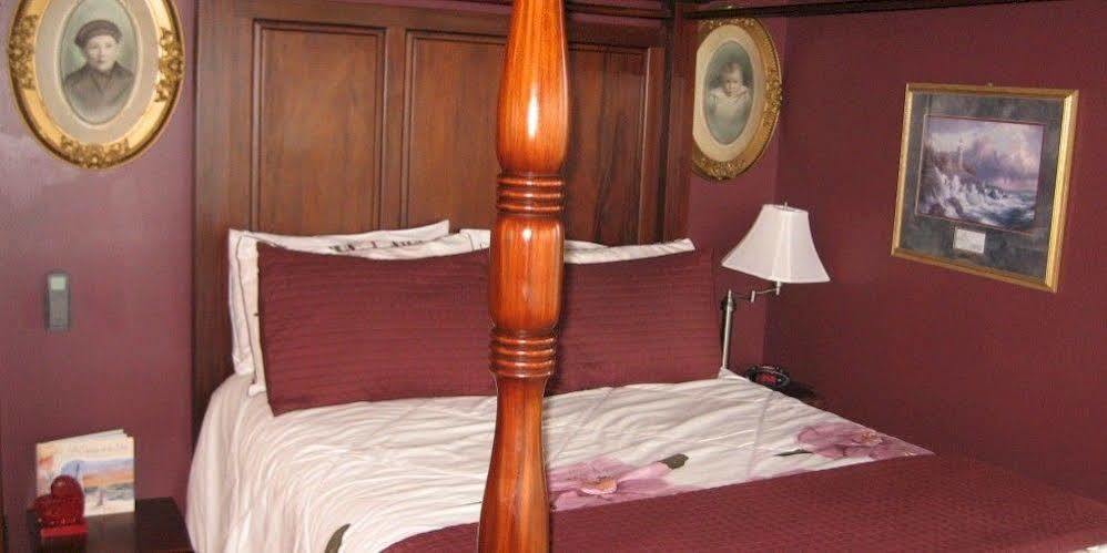 Collins Inn & Seaside Cottages (Adults Only) Ocean Shores Eksteriør billede